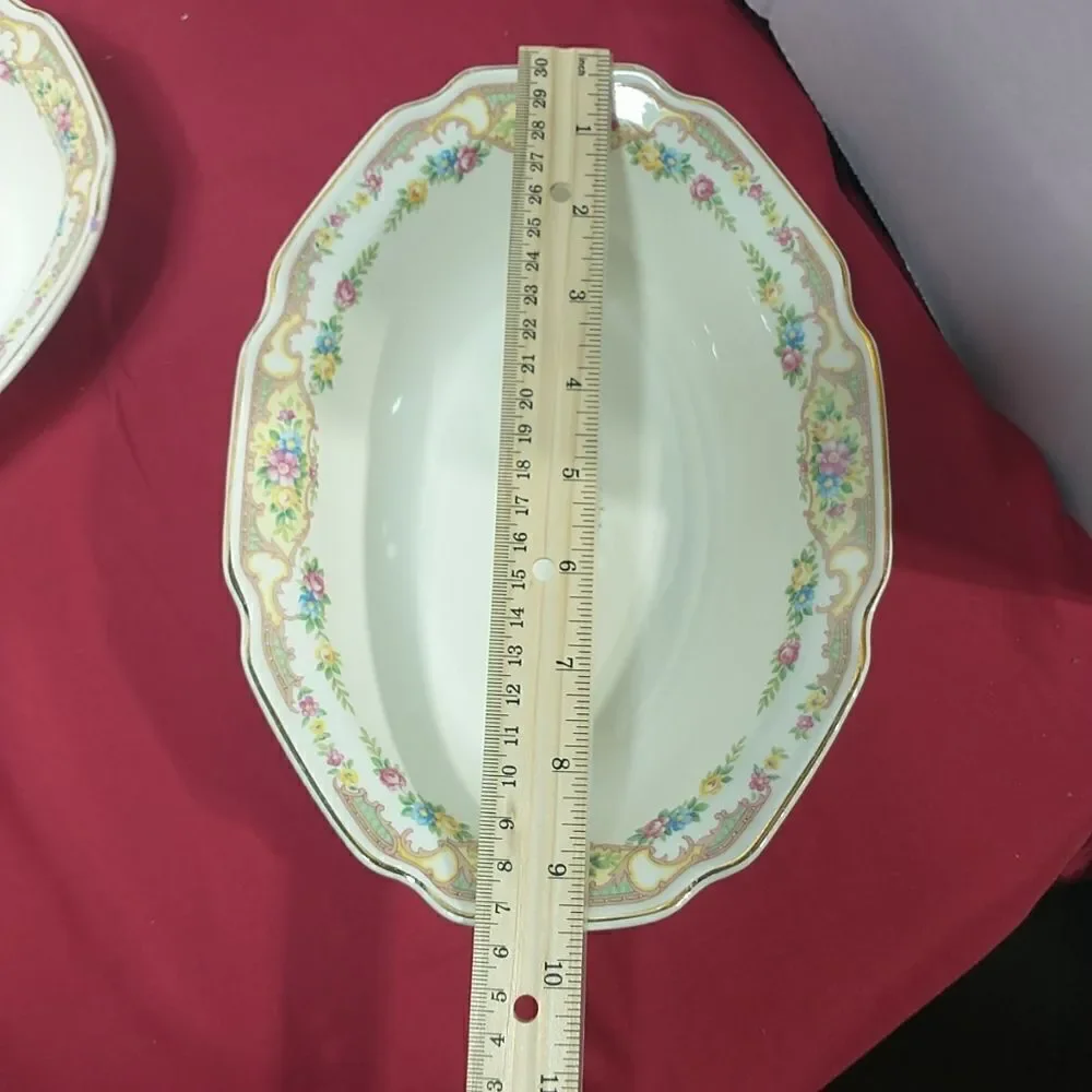 Mount Clemens Mildred Pattern Serving Plates And Bowls Set Of 5 Small To Large.